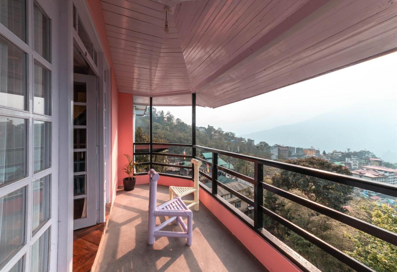 Tag Along 2 0 Hostel Gangtok Esterno foto