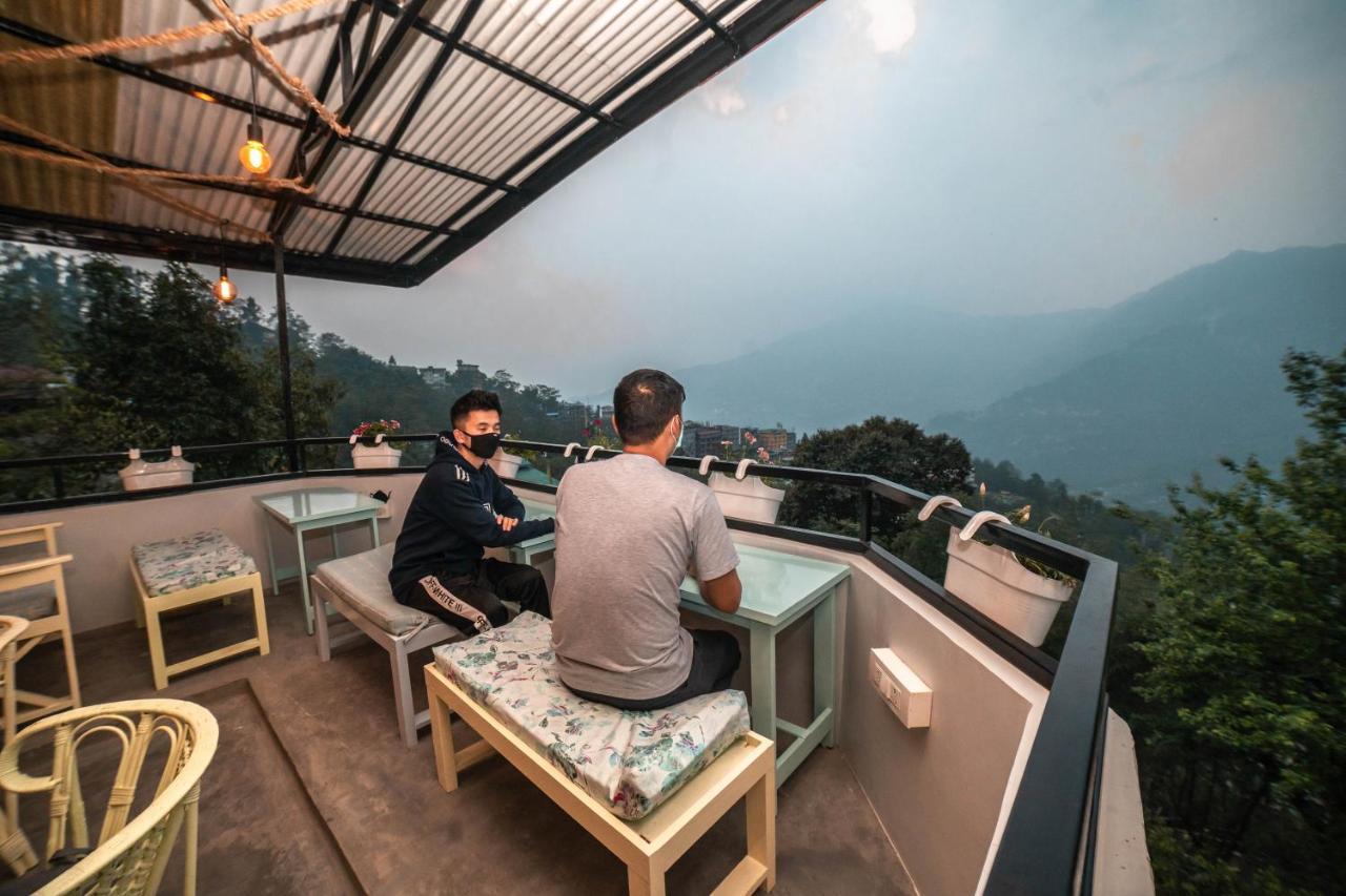 Tag Along 2 0 Hostel Gangtok Esterno foto